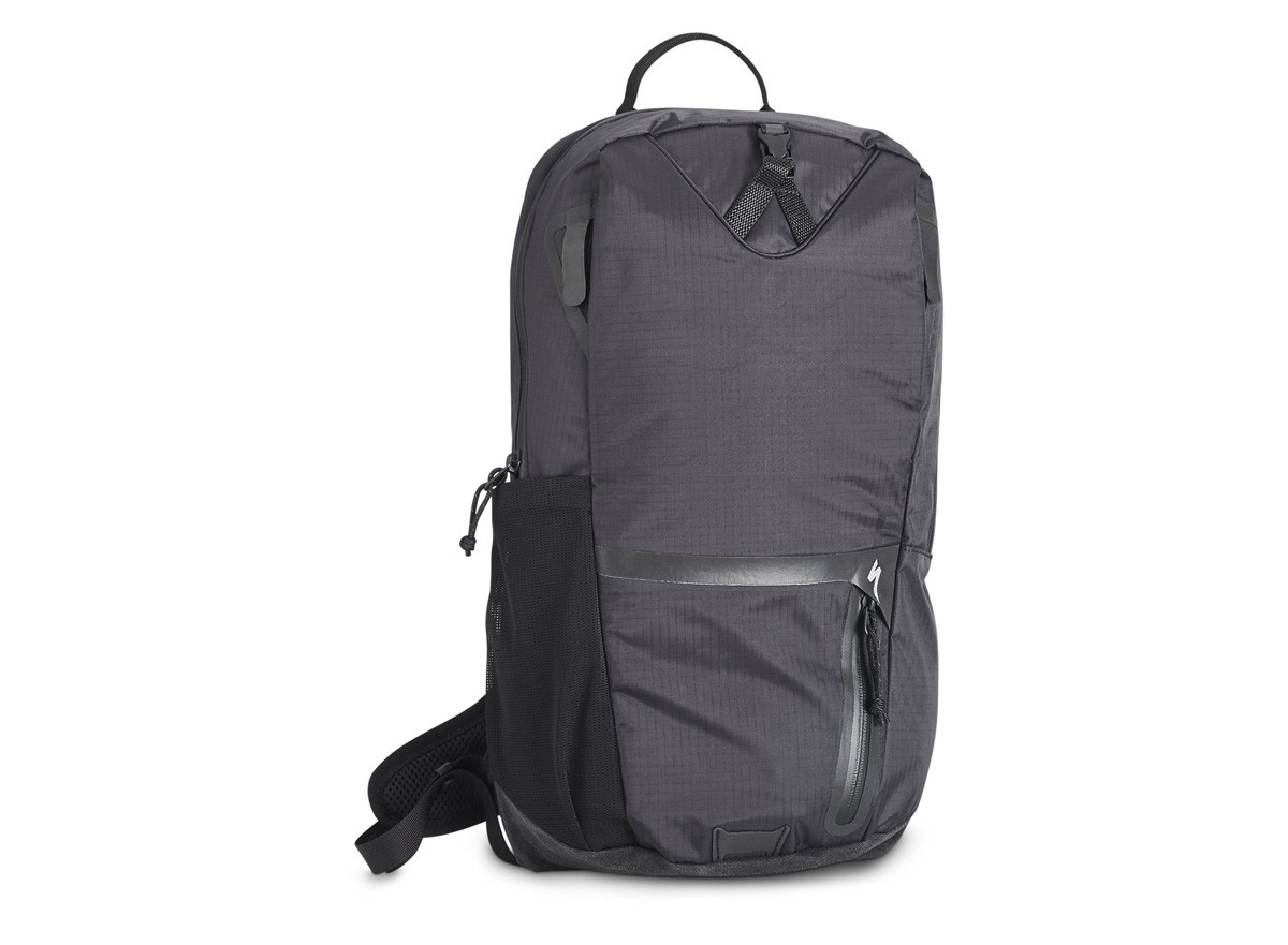 BASE MILES FEATHERWEIGHT BACKPACK